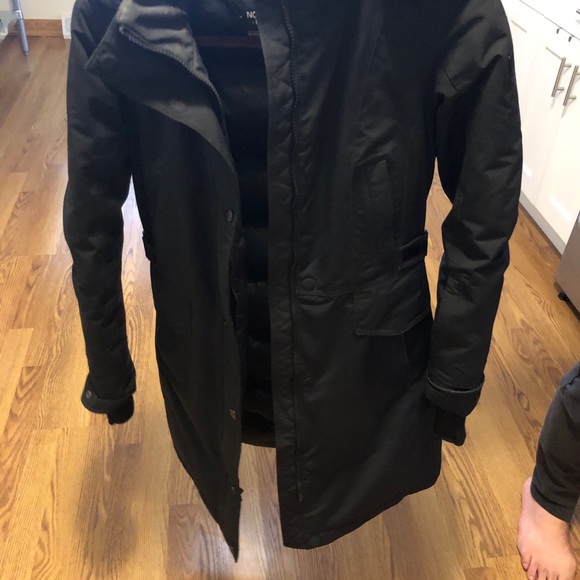 Xs north face down jacket!! Only one year old :). - Picture 5 of 5